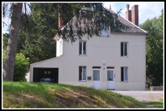 Grande maison traditionnelle rénovée - Chambon-sur-Voueize (23170)