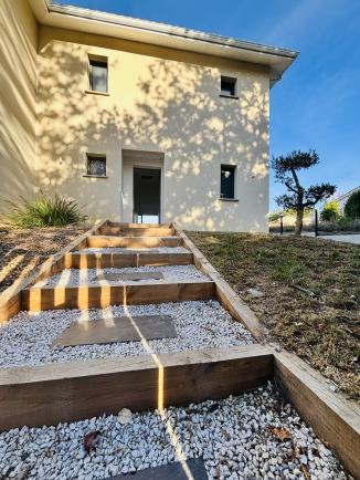 Maison récente 137 m² - Climatisée - Jardin clôturé - Artigues-près-Bordeaux (33370)