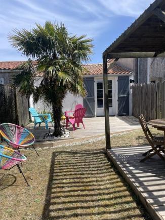 Maison de 46.7 m² au calme sur l'île d'Oléron, avec garage de 15 m² - Saint-Georges-d'Oléron (17190)