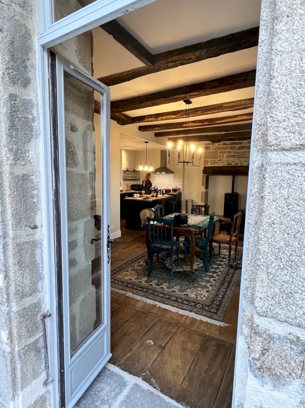 Maison Magnifiquement Rénovée au Cœur de Treignac - Photo 10 - Treignac