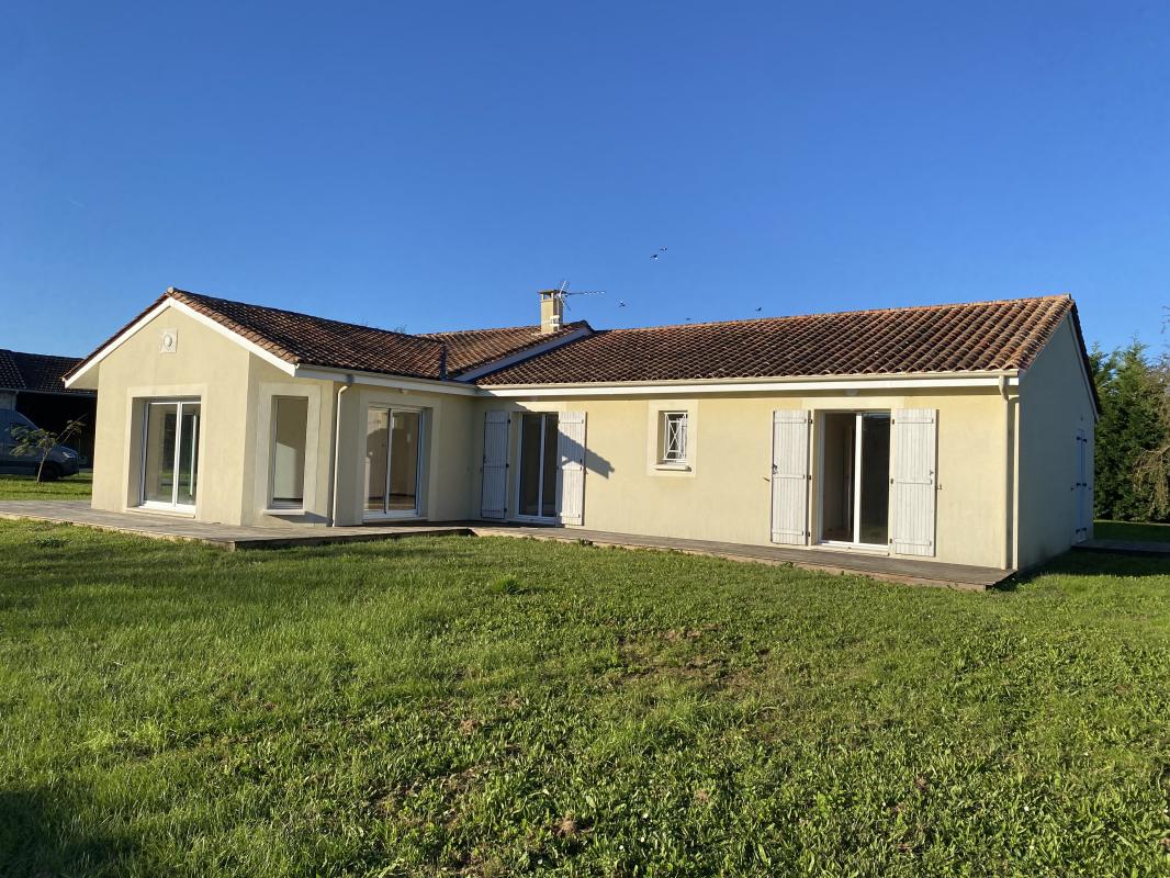 Maison rénovée - Photo 10 - Le Fleix