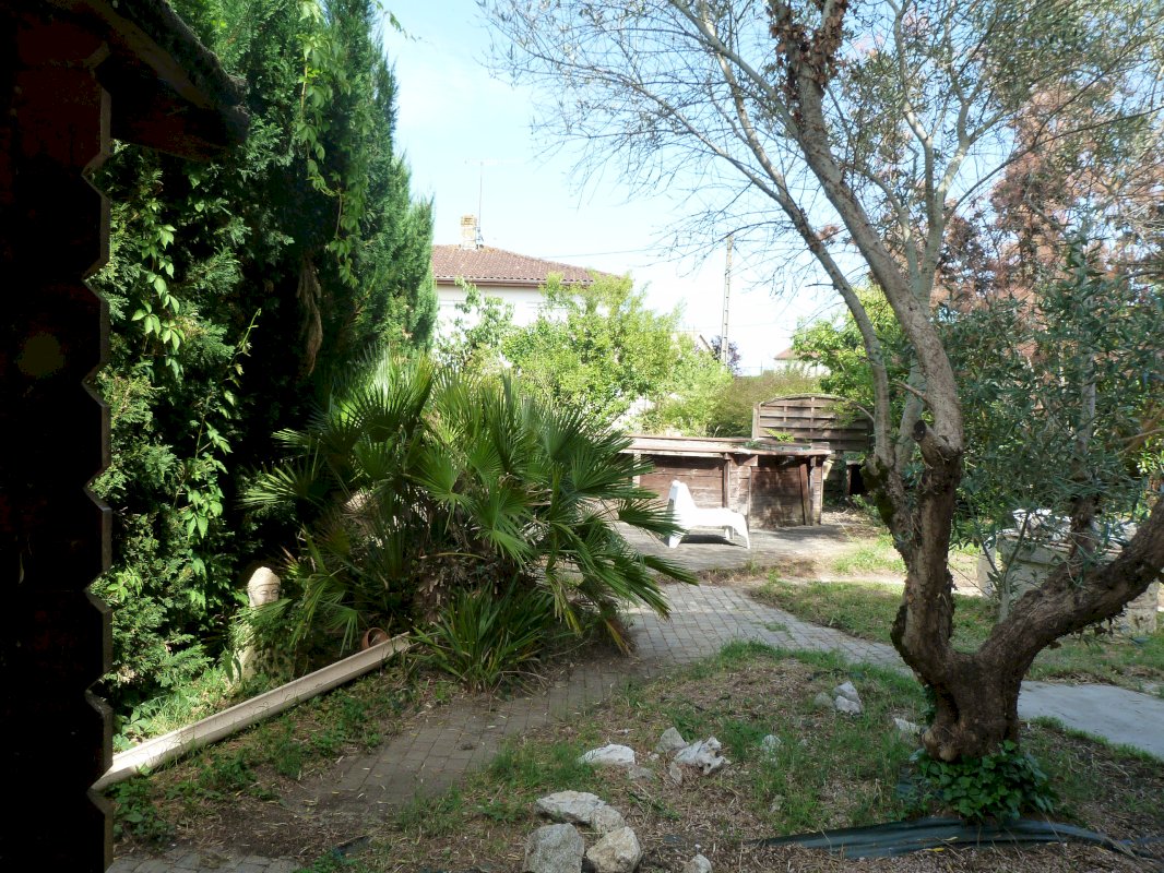 Maison familiale lumineuse / 132 m² / 4 chambres / Terrain 728 m² - Photo 10 - Tonneins