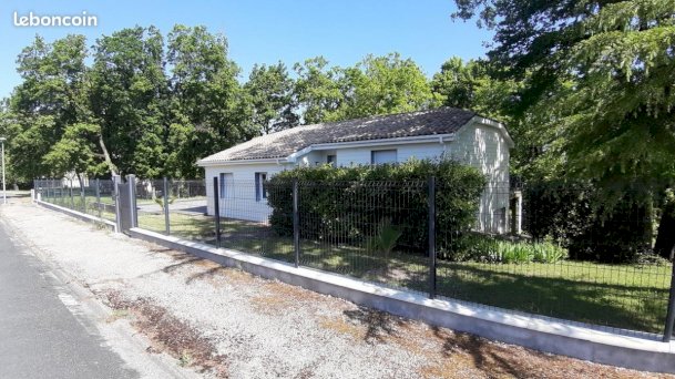 VILLA AVEC PISCINE ET BOIS - Photo 11 - Cancon