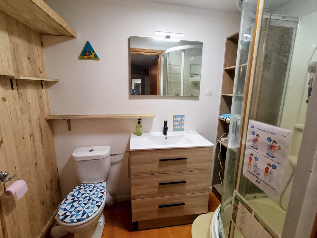 Maison en pierre 168 m² - Photo 11 - Villefranche-de-Lonchat