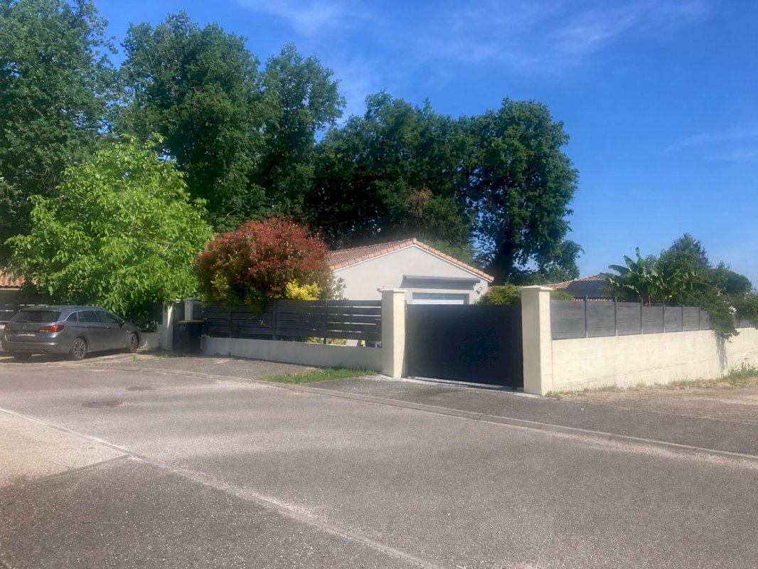 ph11_46493