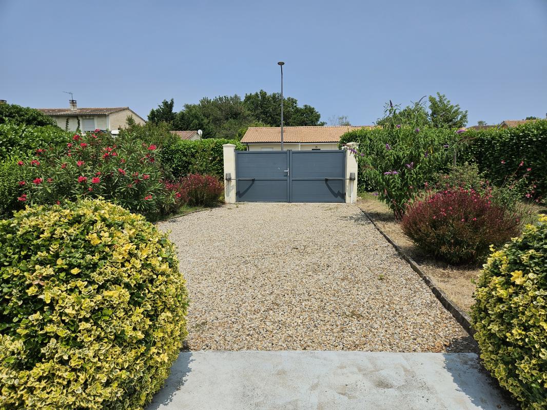 Maison 3 chambres / SH 114 m² / Terrain constructible 1262 m² - Photo 12 - Ambarès-et-Lagrave