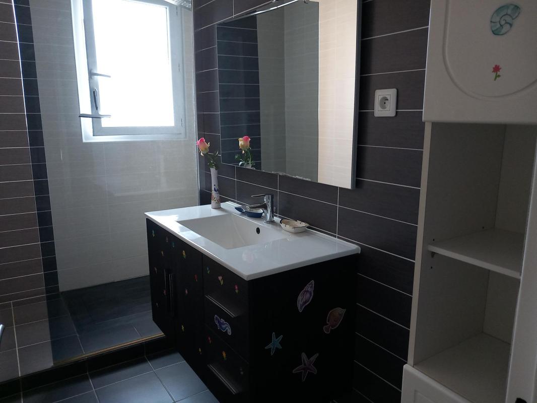 Vente T2 sans travaux - Photo 12 - Royan