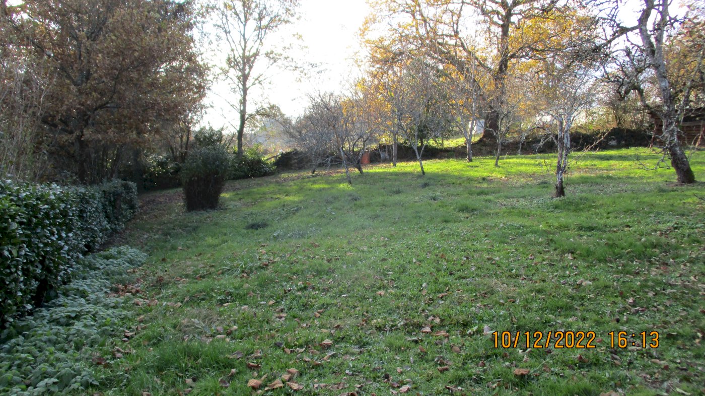 Maison d'habitation maison à renover terrain 3 lots indissociable - Photo 13 - Lieux dit Banneix / Jourgnac