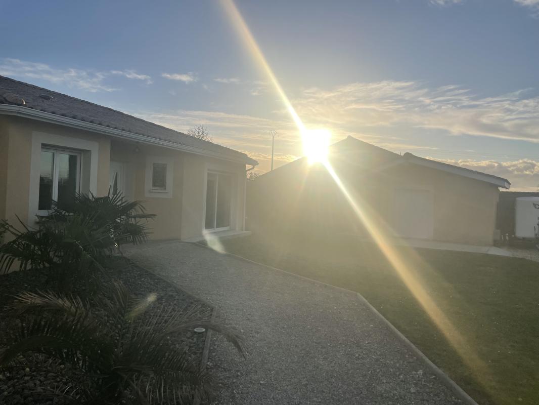 Maison avec piscine / Saint-Genès-de-Blaye - Photo 14 - Saint-Genès-de-Blaye