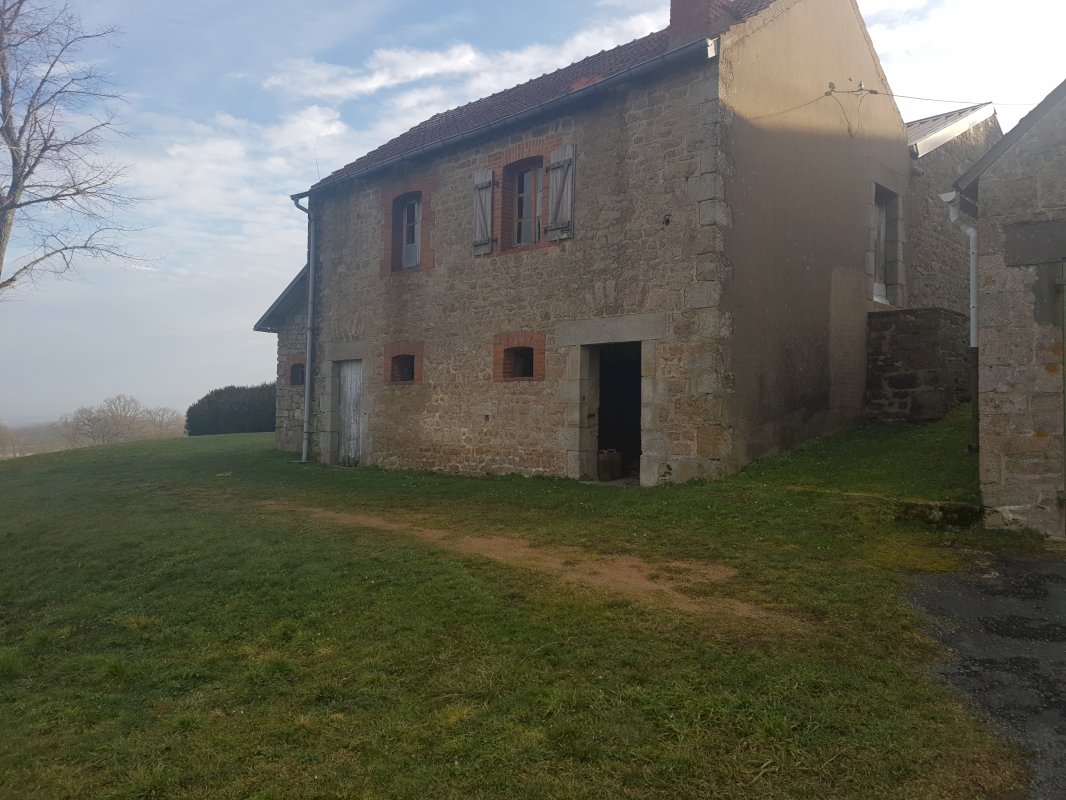 Maison dans hameau - Photo 15 - Malleret-Boussac