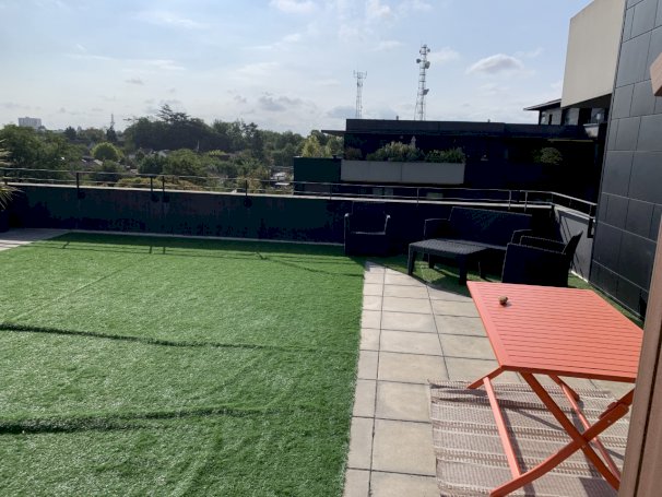 T3 de 62 m² - Photo 1 - Cenon