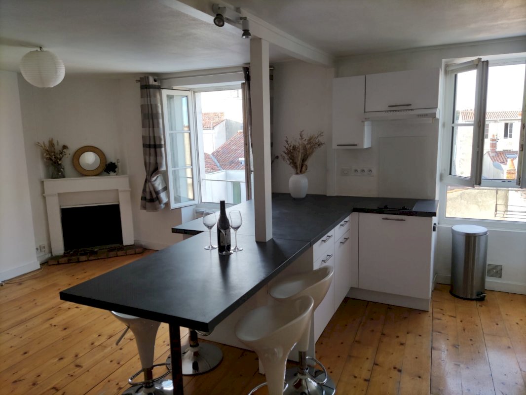 Appartement T2 de 45 m² - Photo 1 - La Rochelle