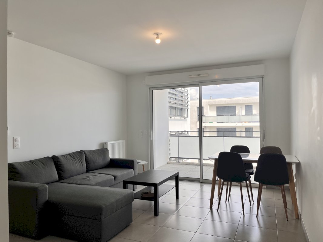 Appartement T2 avec terrasse - Photo 1 - Dax