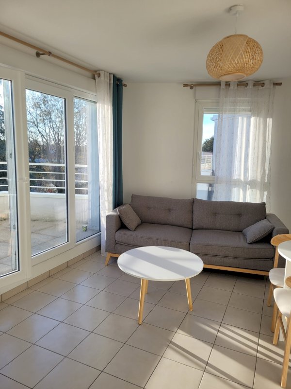 APPARTEMENT T2 - TERRASSE 12 M2 - LE HAILLAN - Photo 1 - Le Haillan