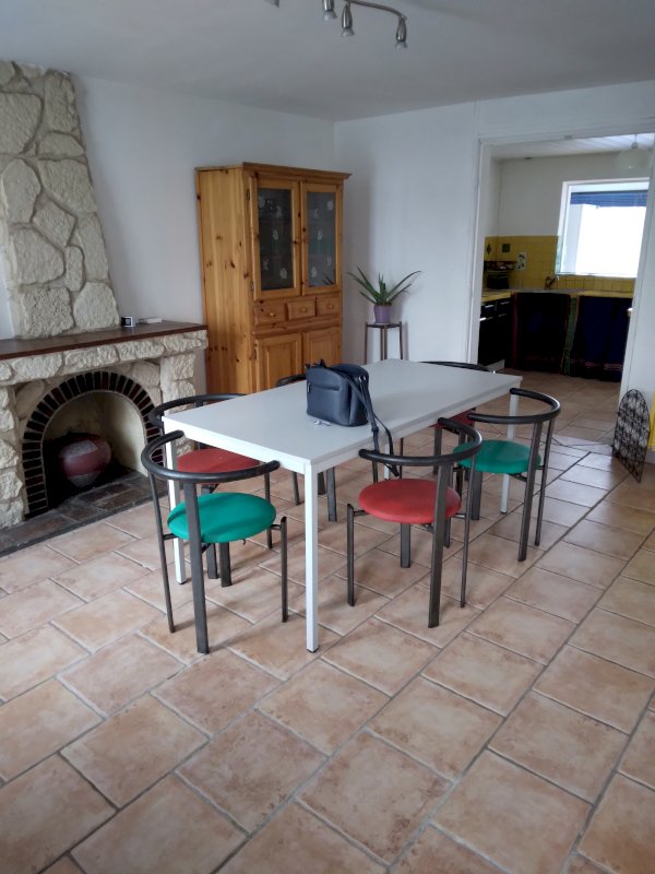 Maison dans petit village en Dordogne - Photo 2 - Saint-Géraud-de-Corps
