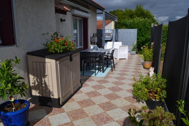 Maison de 175 m² - Photo 2 - Chambon