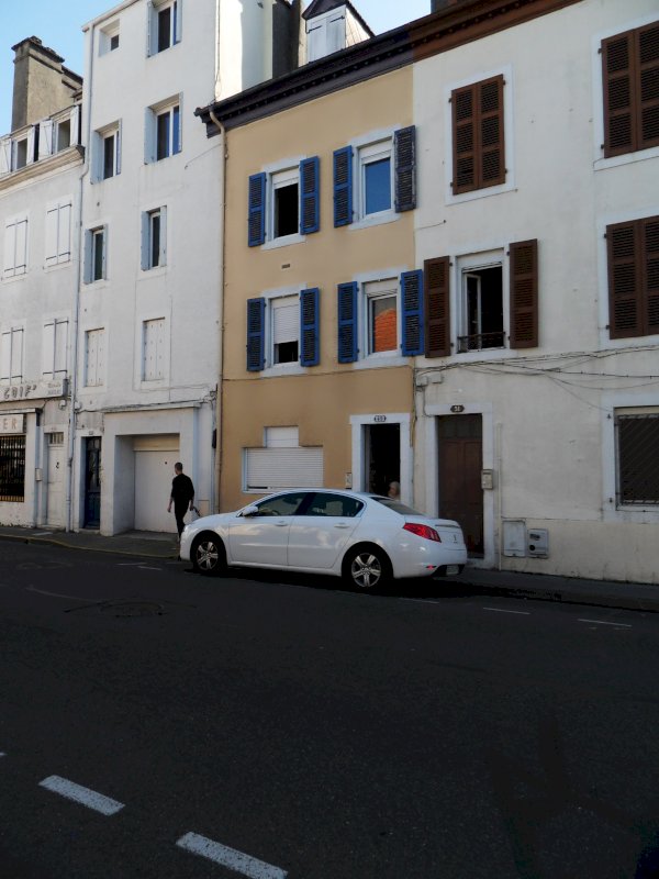 Immeuble de Rapport PAU Centre - Photo 2 - Pau
