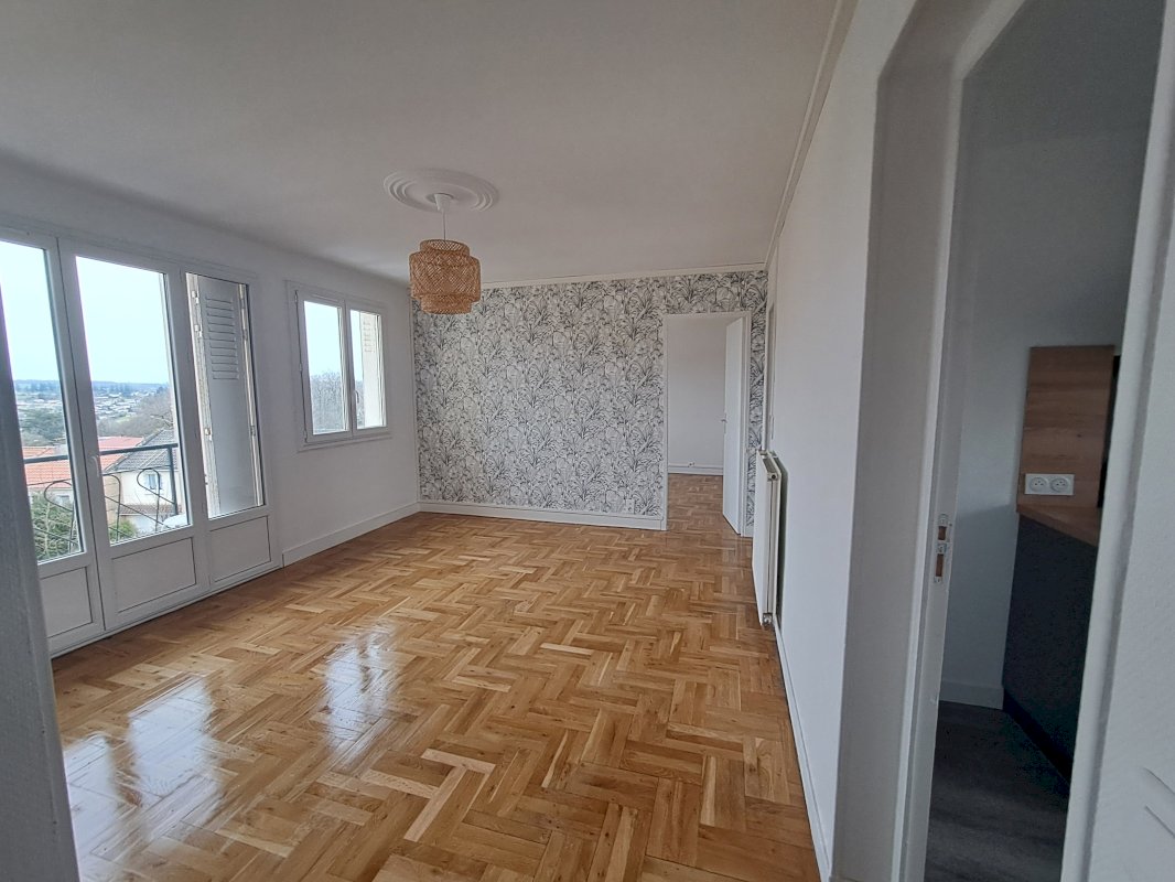 Magnifique appartement - Photo 2 - Limoges Isle