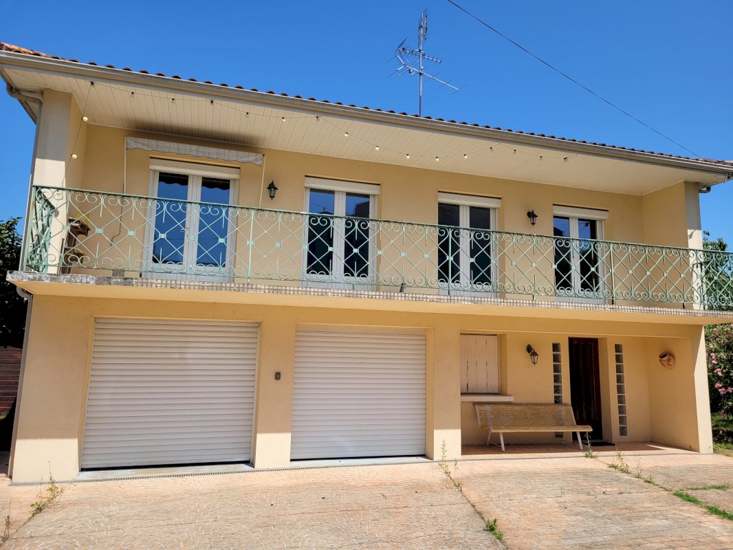 Maison familiale lumineuse / 132 m² / 4 chambres / Terrain 728 m² - Photo 2 - Tonneins
