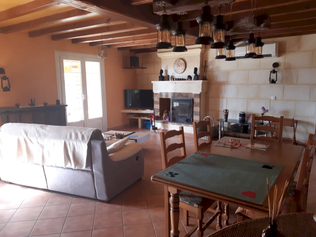 Maison de 170 m² - Photo 3 - Yviers