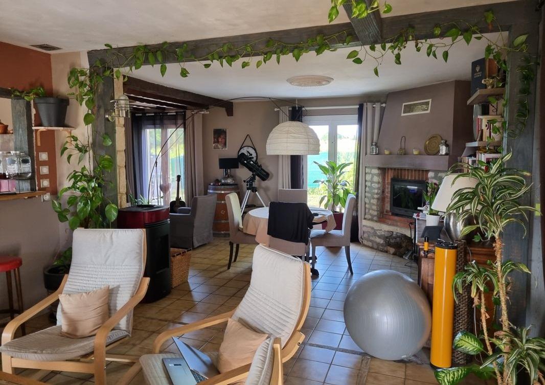 Beau pavillon - Photo 3 - Baignes-Sainte-Radegonde