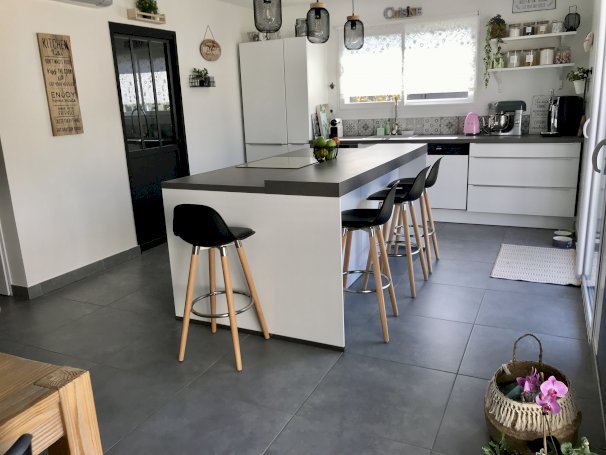 Maison 5 pièces + dépendance - Photo 4 - Mios