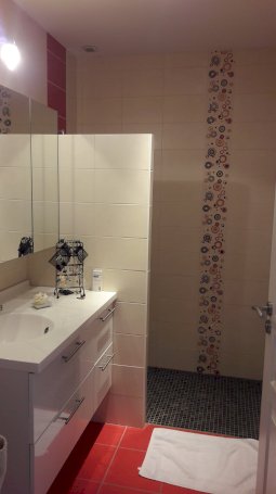 Maison 5 pièces - Photo 4 - Cirières