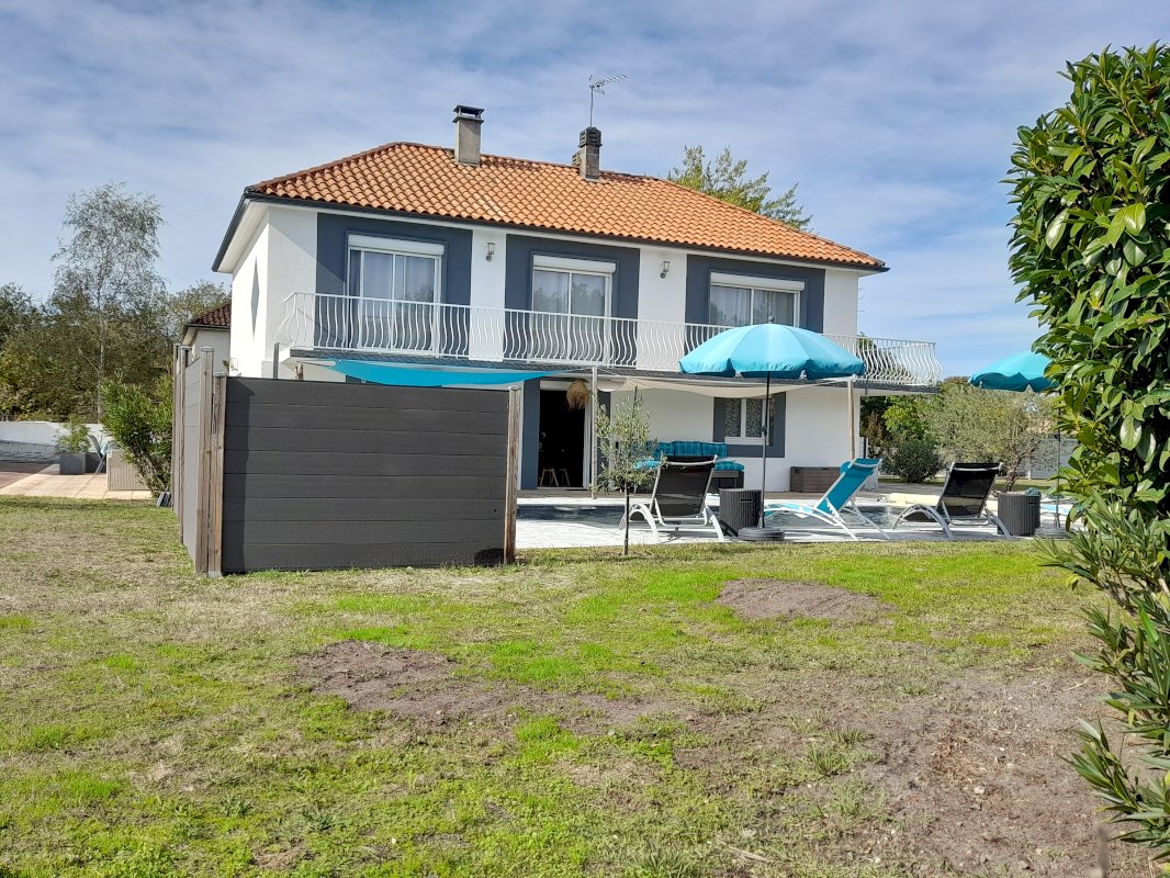 Maison 7 pièces 170m² - Photo 4 - Le Barp