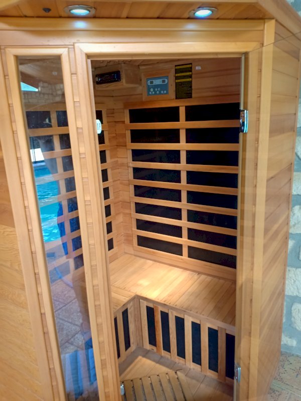 Maison avec piscine interieure - Photo 4 - Cours-de-Pile
