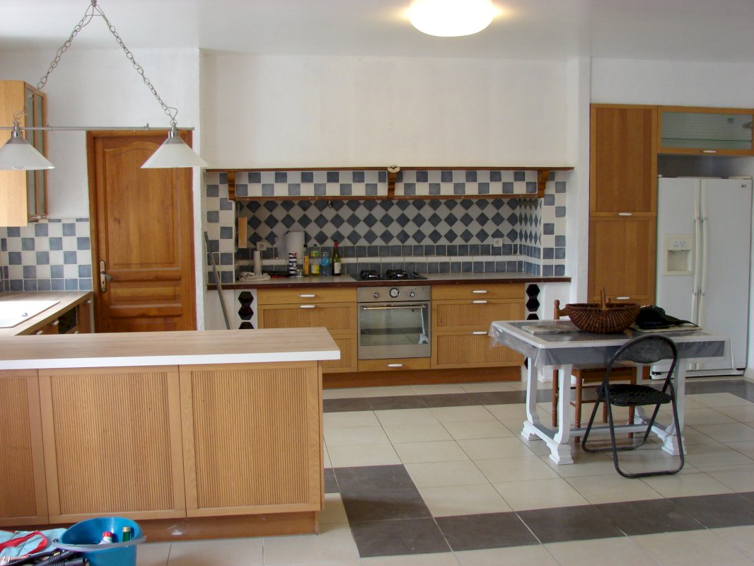 MAISON A VENDRE - Photo 4 - Saint-Yrieix-la-Perche