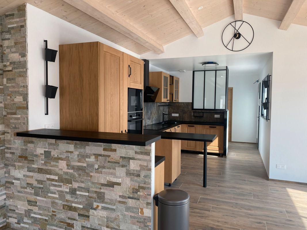 Maison 137m² de plain-pied avec 3 chambres + garage + piscine à Périgny - Photo 4 - Périgny