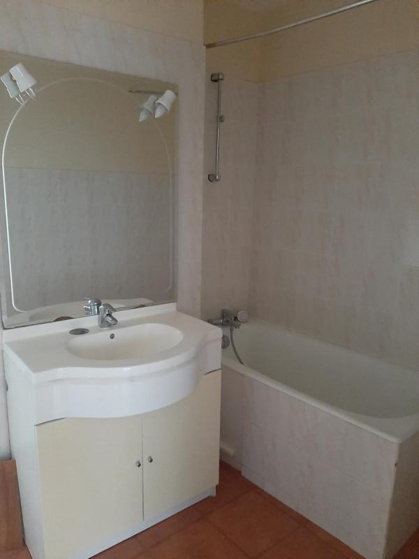 Appartement T2 de 47.50 m² - Photo 4 - Limoges