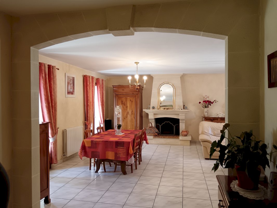 Maison 4 chambres avec piscine dans cadre exceptionnel à Pompignac - Photo 4 - Pompignac