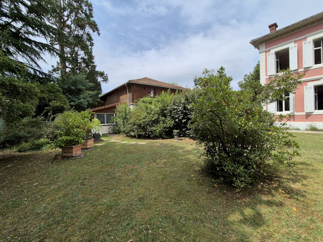 Maison de maître - Photo 4 - Lesperon
