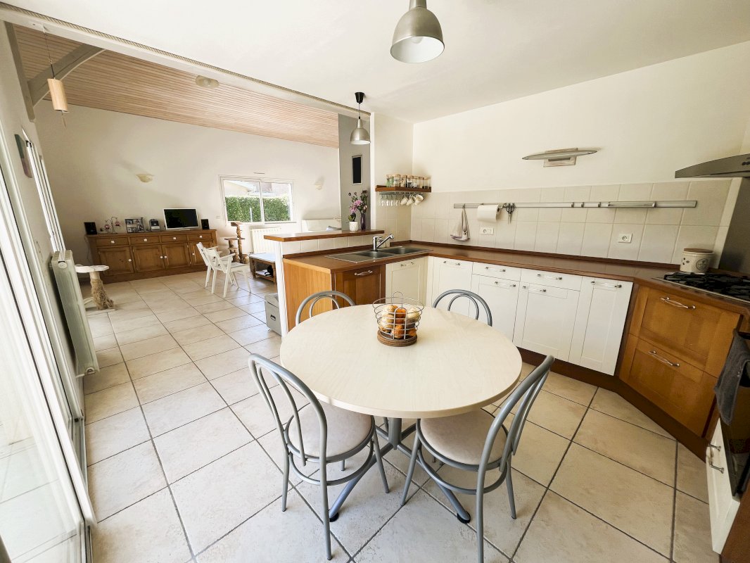 MAISON 4 ch + dépendance 1ch - Photo 4 - Blanquefort