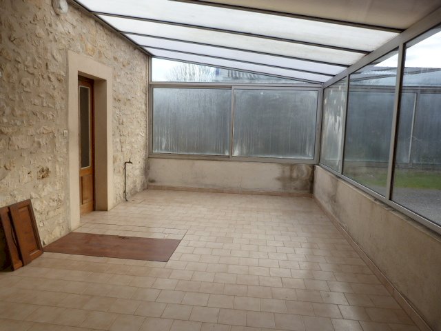 Maison ancienne / 7 pièces / 150 m² - Photo 4 - Chasseneuil-sur-Bonnieure