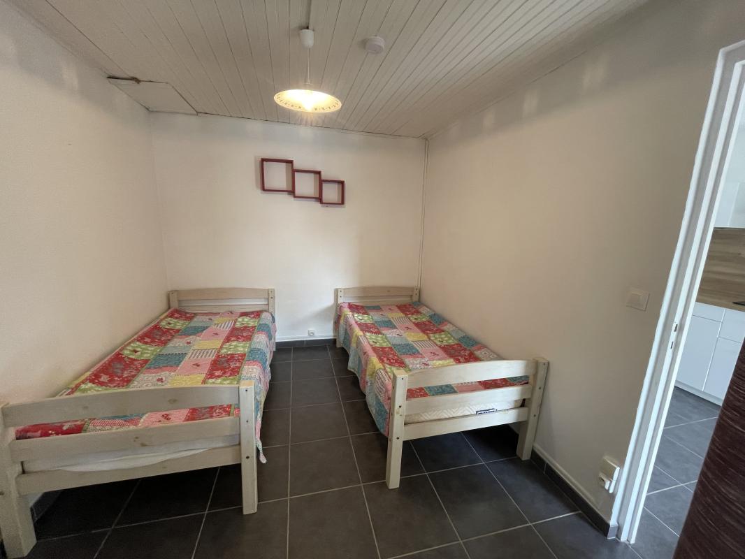 Maison de 46.7 m² au calme sur l'île d'Oléron, avec garage de 15 m² - Photo 4 - Saint-Georges-d'Oléron