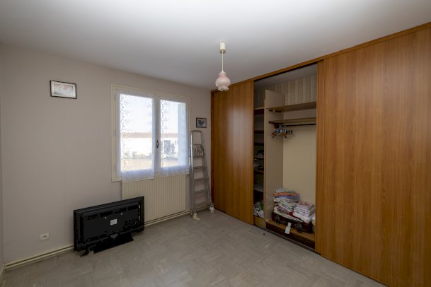 Maison type pavillon 120 m² - Photo 5 - Chambon