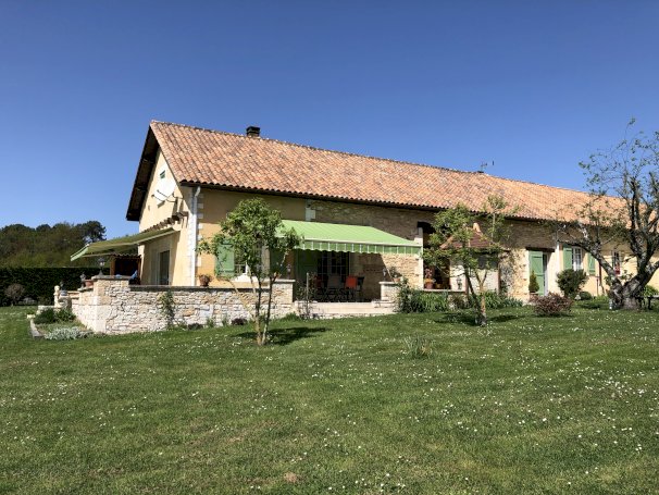 Belle propriété de 7 hectares avec maison, terrains constructibles, étang et aire de camping-cars - Photo 5 - Bosset