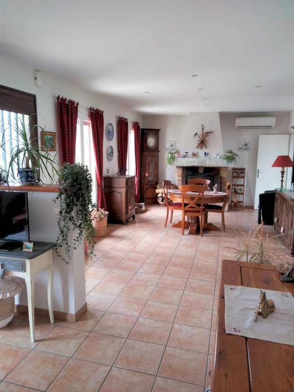 Maison rénovée de 115 m² - Photo 5 - Salies-de-Béarn