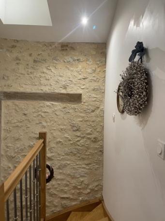 Très jolie maison à vendre sur Saint-Selve - Photo 5 - Saint-Selve