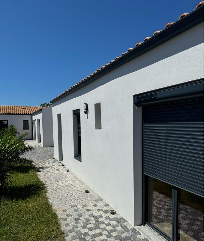 Maison 137m² de plain-pied avec 3 chambres + garage + piscine à Périgny - Photo 5 - Périgny