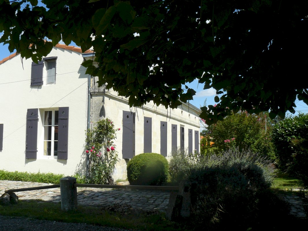 2 maisons "une Longère familiale" plus gîte - Photo 5 - Arsac
