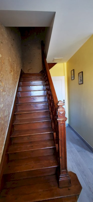 Maison de village 4 chambres, aucun travaux à prévoir - Photo 5 - L'Éguille