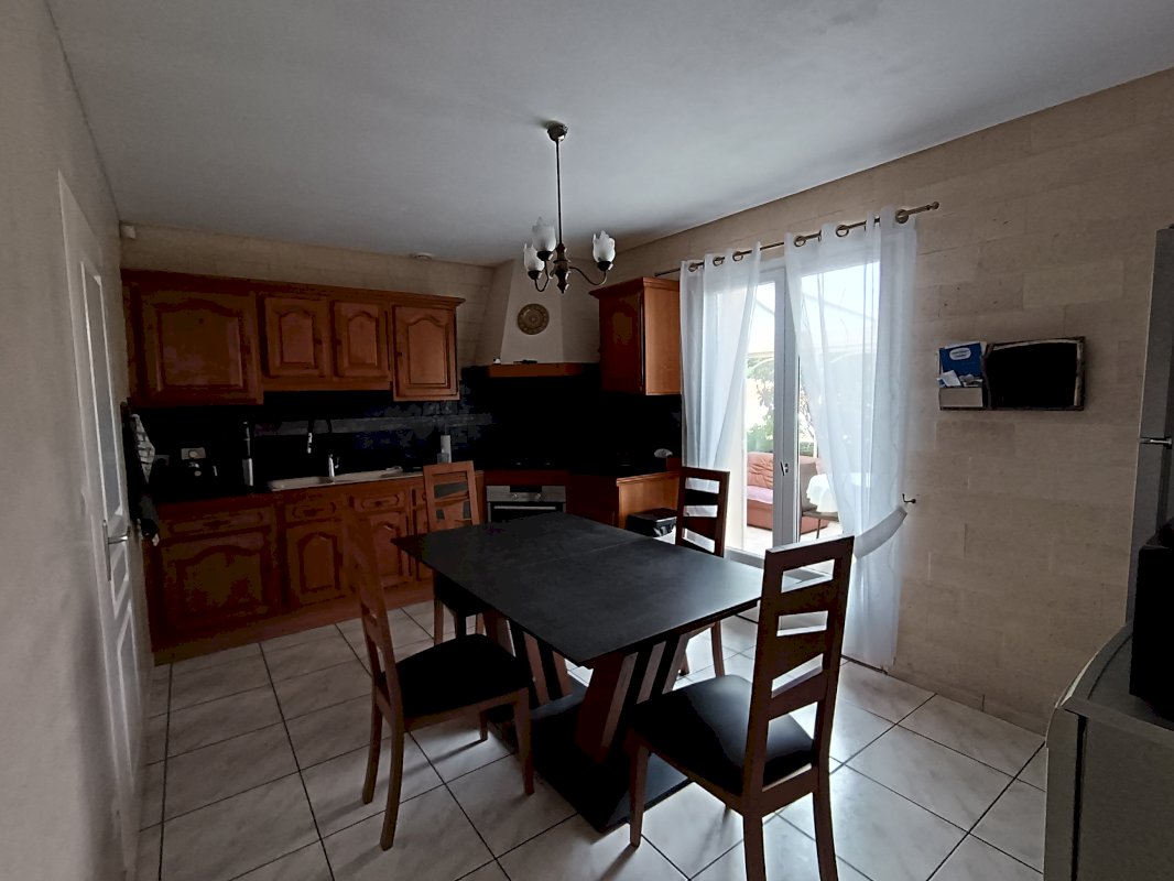 Maison 4 chambres avec piscine dans cadre exceptionnel à Pompignac - Photo 6 - Pompignac