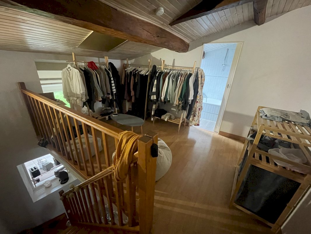 Petite maison atypique de 2 chambres avec jardin - Photo 6 - Cognac