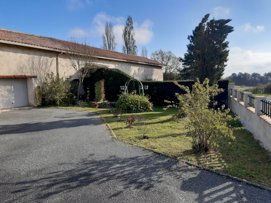 Maison de 170 m² - Photo 7 - Yviers
