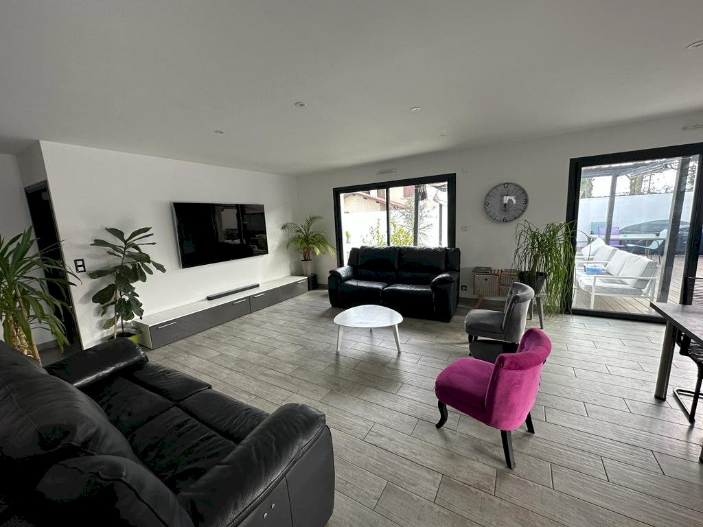 Magnifique villa + studio / 137 m² / RT2012 - Photo 7 - Soustons