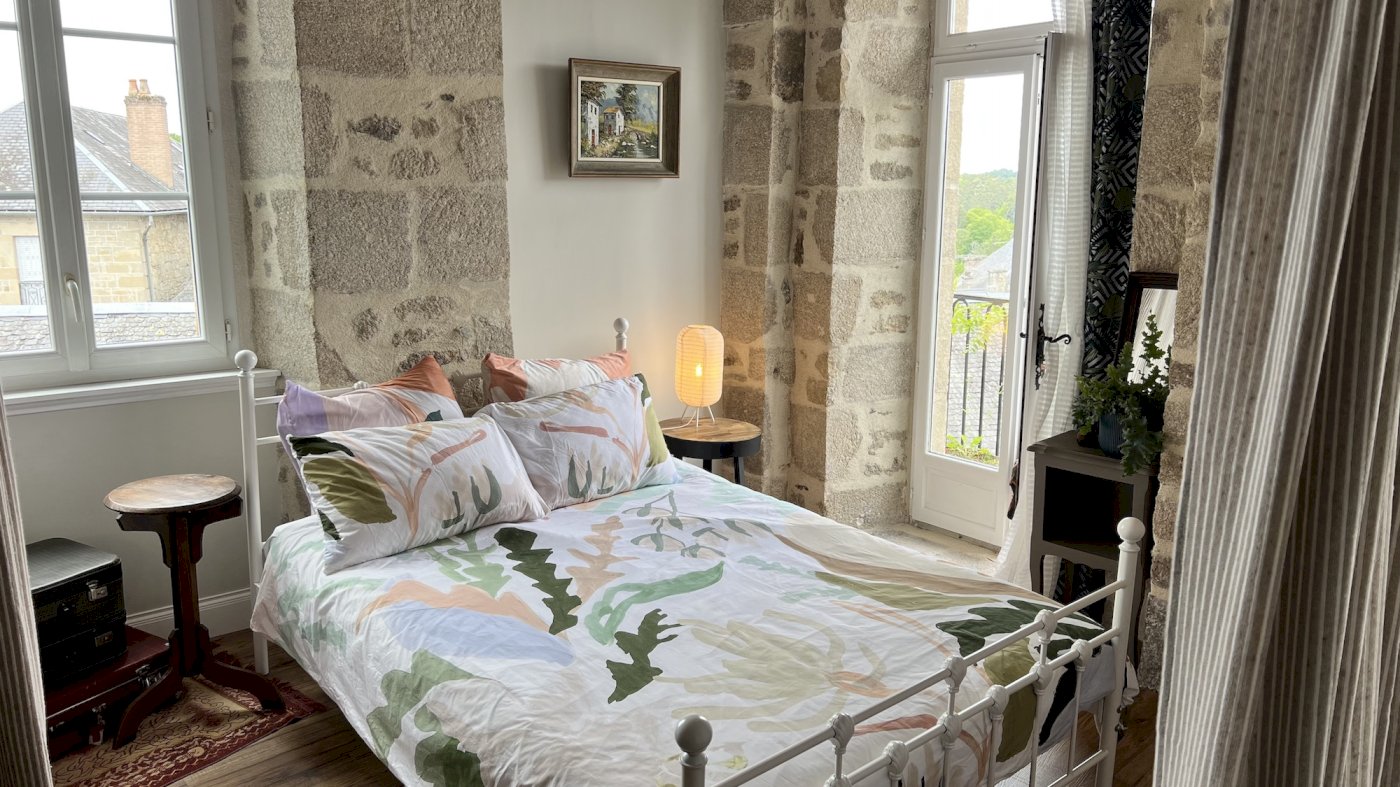 Maison Magnifiquement Rénovée au Cœur de Treignac - Photo 7 - Treignac