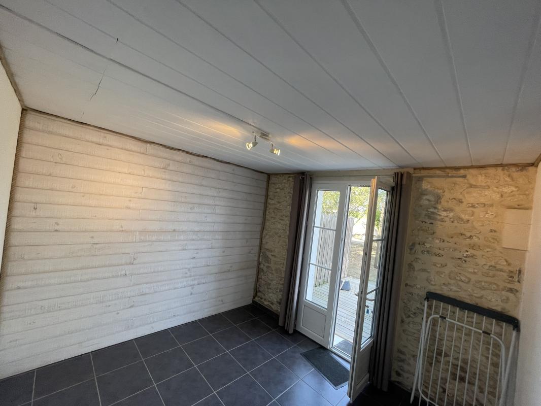 Maison de 46.7 m² au calme sur l'île d'Oléron, avec garage de 15 m² - Photo 7 - Saint-Georges-d'Oléron